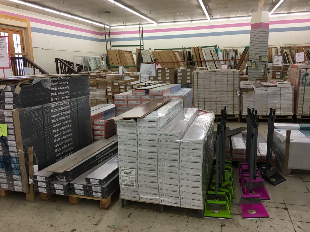 This image has an empty alt attribute; its file name is flooring-1024x768.jpeg